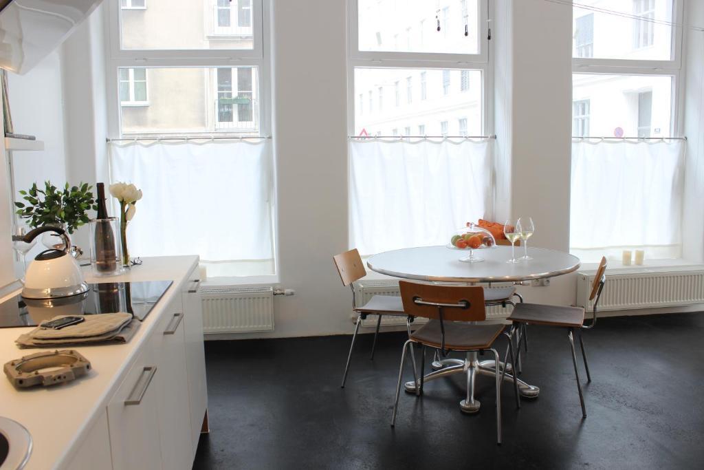 Streetview Wien - Premium Apartment Beim Belvedere Habitación foto